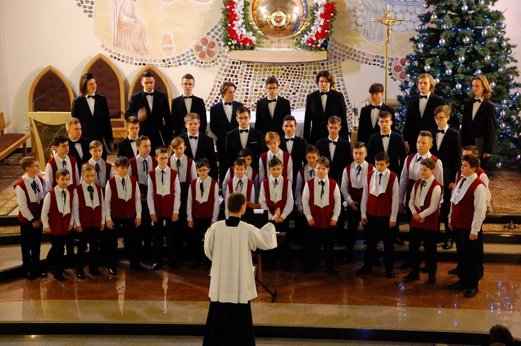 Pueri Cantores Tarnovienses w Mikołajowicach