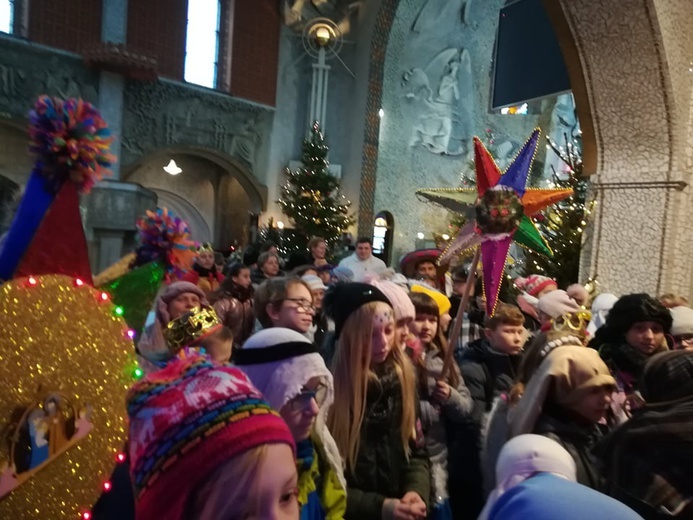 Kolędnicy misyjni w Brzęczkowicach