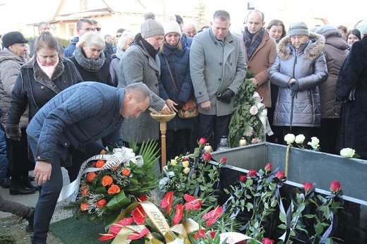 Pogrzeb śp. ks. kan. Marka Kręciocha w Kobiernicach