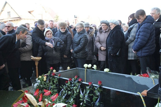 Pogrzeb śp. ks. kan. Marka Kręciocha w Kobiernicach