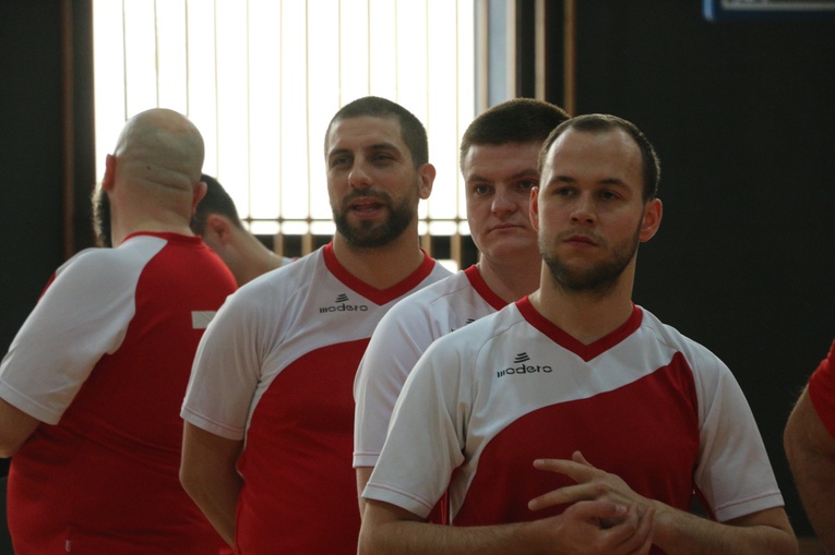 Turniej Wspólnot Chrześcijańskich w piłkę nożną [I DZIEŃ]