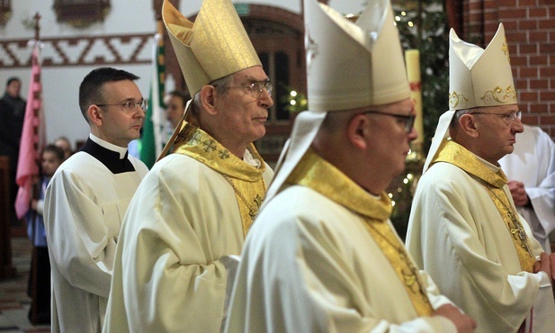 Abp Nossol: Niestety, chętniej szukamy tego, co dzieli