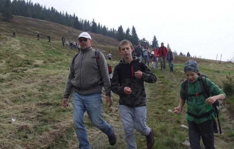 Pisarzowianie na papieskich szlakach ze śp. Bogdanem Pudełko