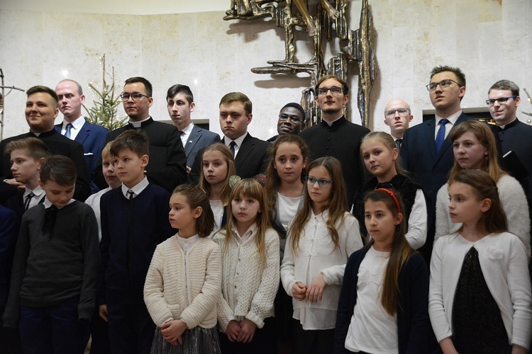 Koncert kolęd w kościele seminaryjnym