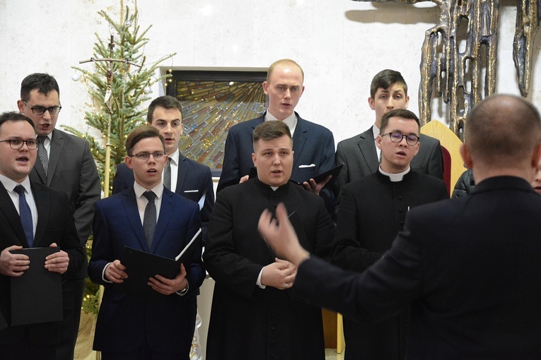 Koncert kolęd w kościele seminaryjnym