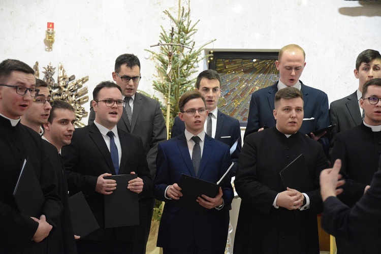 Koncert kolęd w kościele seminaryjnym