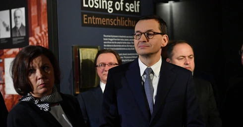 Morawiecki: Auschwitz-Birkenau nie było jedynym piekłem na ziemi; był nim też Gułag