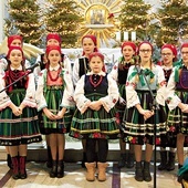 	Parafia św. Marcina w Wysokienicach gościła 16 zespołów. Wśród nich zaprezentowały się m.in. Wysokieńskie Panienecki.