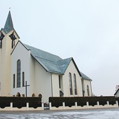 Kościół Najświętszej Rodziny wybudowany  na pograniczu  Kóz i Bielska-Białej.