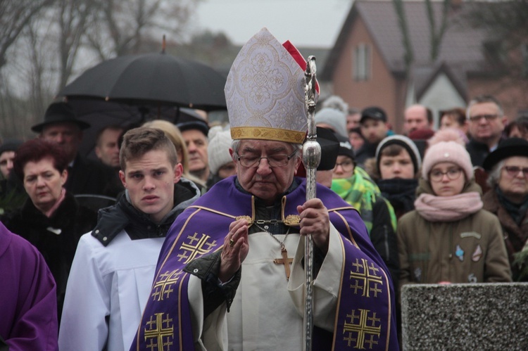 Pogrzeb ks. prał. Alojzego Marszalla