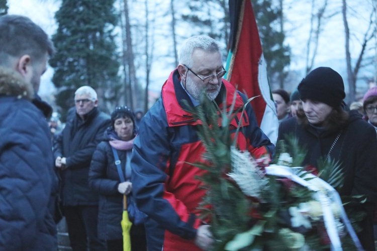 Ostatnie pożegnanie śp. Stefana Jakubowskiego, budowniczego kaplicy na Groniu Jana Pawła II