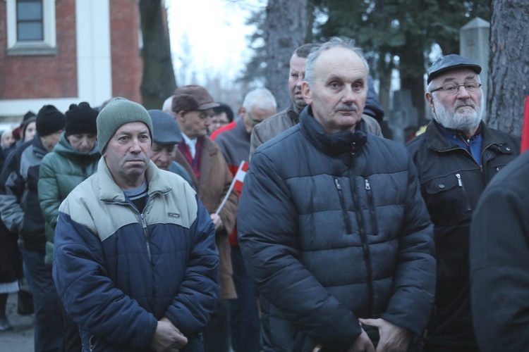 Ostatnie pożegnanie śp. Stefana Jakubowskiego, budowniczego kaplicy na Groniu Jana Pawła II