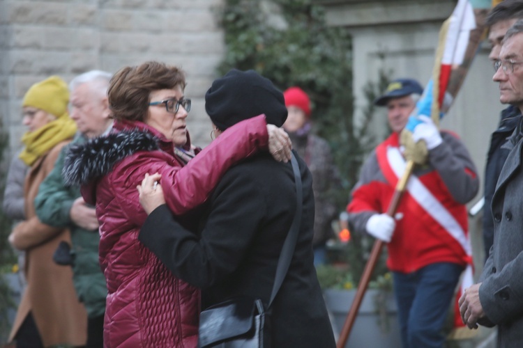 Ostatnie pożegnanie śp. Stefana Jakubowskiego, budowniczego kaplicy na Groniu Jana Pawła II