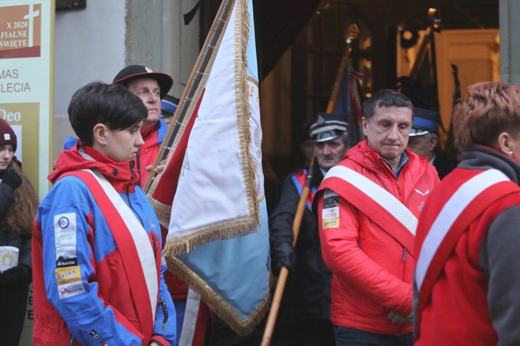 Ostatnie pożegnanie śp. Stefana Jakubowskiego, budowniczego kaplicy na Groniu Jana Pawła II