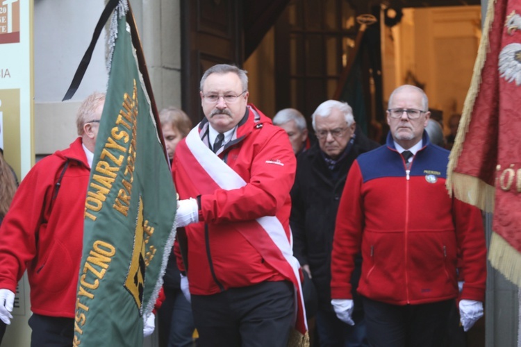 Ostatnie pożegnanie śp. Stefana Jakubowskiego, budowniczego kaplicy na Groniu Jana Pawła II