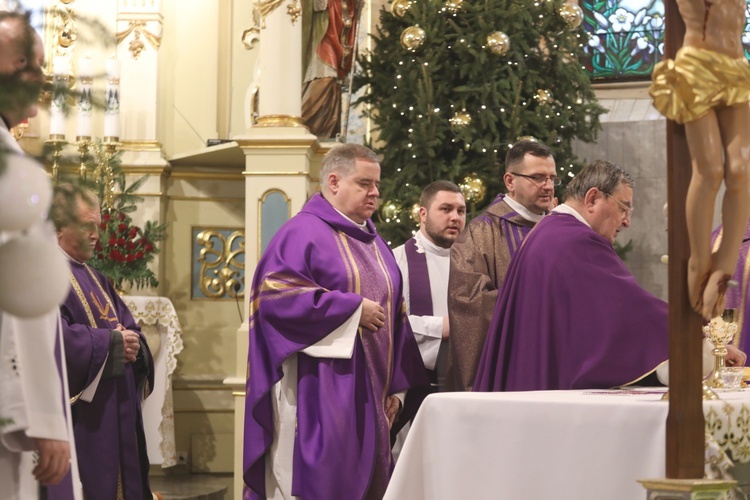 Ostatnie pożegnanie śp. Stefana Jakubowskiego, budowniczego kaplicy na Groniu Jana Pawła II