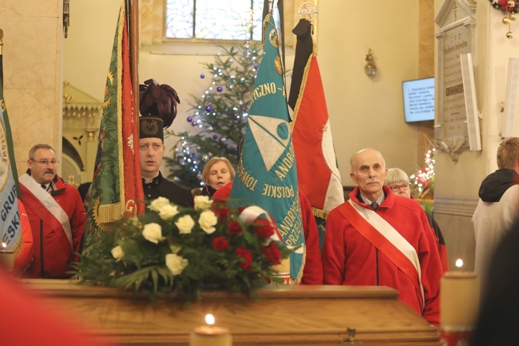 Ostatnie pożegnanie śp. Stefana Jakubowskiego, budowniczego kaplicy na Groniu Jana Pawła II