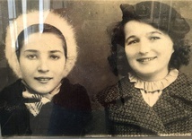 Rudnik nad Sanem, Centrum Wikliniarstwa. Jetta Kogel (z lewej) - zamordowana. Obok jej przyjaciółka Julie Osetek.
