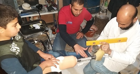 W 2020 roku Polska Misja Medyczna chce sfinansować kolejnych 20 protez dla dzieci w Syrii