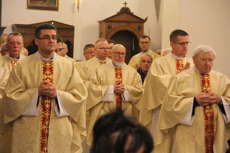 Tarnów. Nowi kanonicy w rocznicę poświęcenia katedry