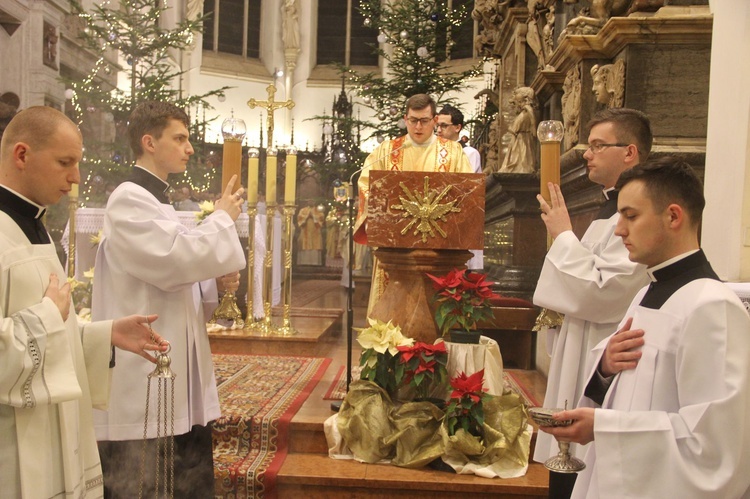 Tarnów. Nowi kanonicy w rocznicę poświęcenia katedry