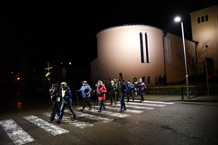 Nie boją się wilków. Pielgrzymka piesza z Człopy do Skrzatusza