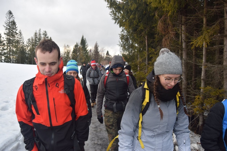 Towarzystwo Ciemnych Typów w górach 