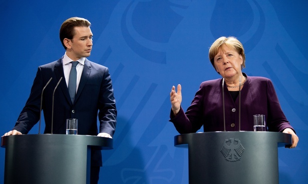 Angela Merkel nie wyklucza zmian w traktatach unijnych