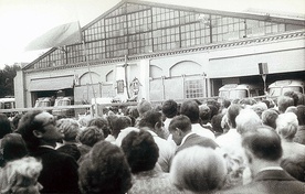 Byłeś tam lub znasz kogoś, kto był? Centrum Historii Zajezdnia was poszukuje.