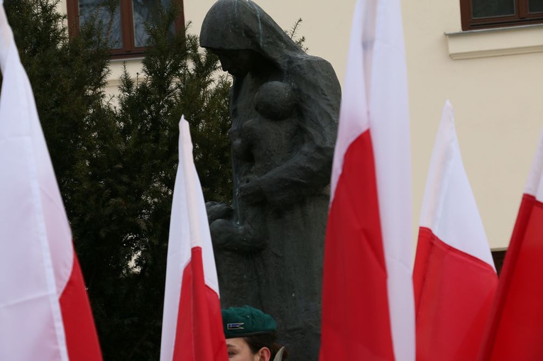 Pomnik Matki Sybiraczki w Lublinie.