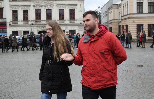 7. Polonez maturzystów z "Szybina" na cieszyńskim rynku - 2020