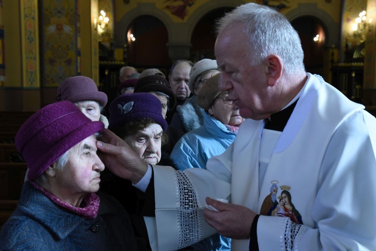 Obrzęd udzielania sakramentu chorych.