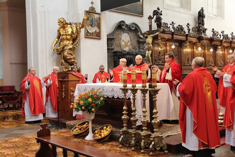 Pachnący jabłkami odpust ku czci św. Doroty