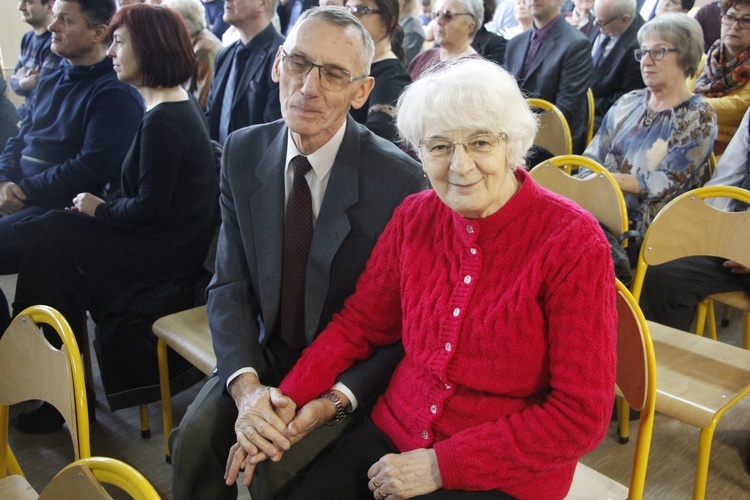 Państwo Markiewiczowie są ze sobą ponad 53 lata i cenią sobie wspólnie spędzone chwile.
