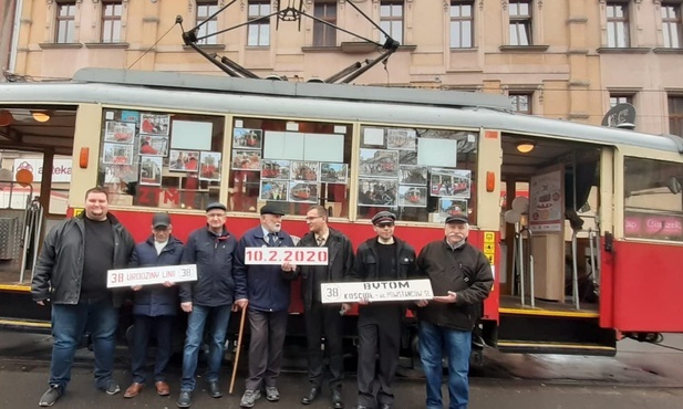 Bytom. Legendarny Tramwaj linii 38 obchodzi urodziny
