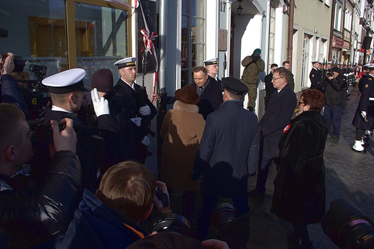 Prezydent RP odsłonił pamiątkowe tablice w Pucku cz. 1