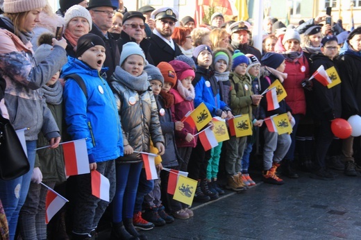 Prezydent RP odsłonił pamiątkowe tablice w Pucku cz. 2