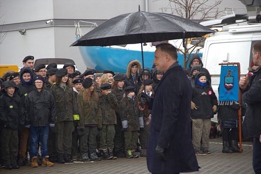 Prezydent Andrzej Duda w puckim porcie