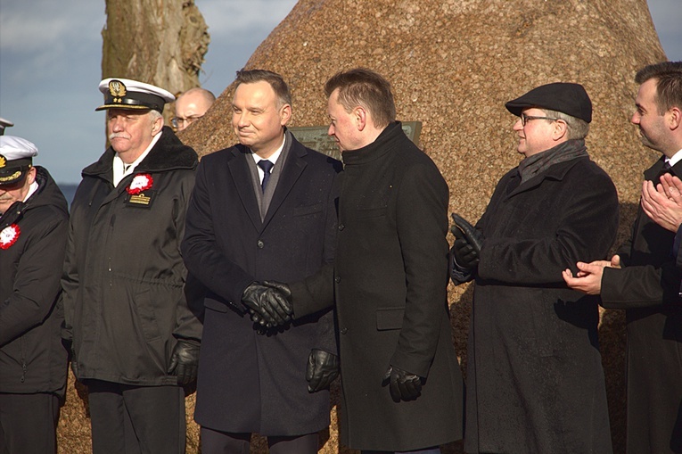 Prezydent Andrzej Duda w puckim porcie