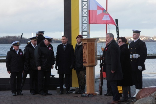 Prezydent Andrzej Duda w puckim porcie