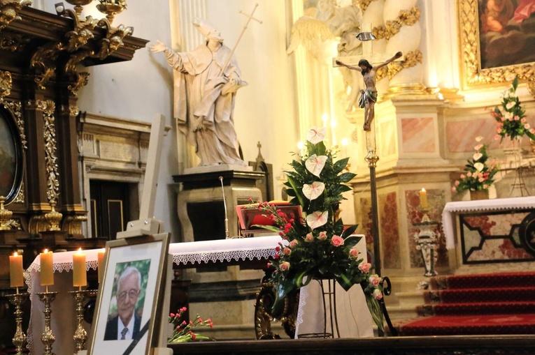 Pogrzeb prof. Stanisława Juchnowicza