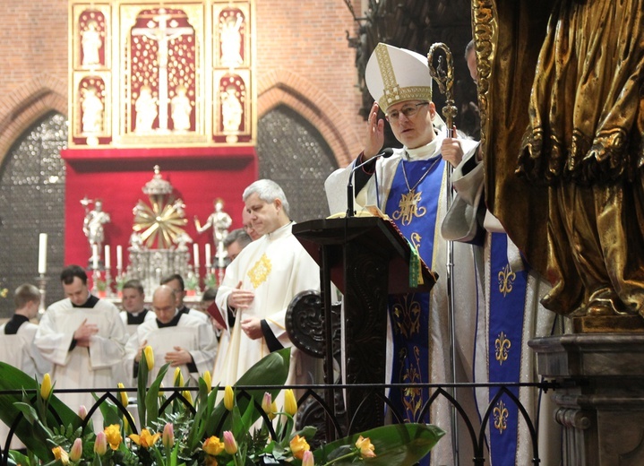 Dzień Chorego i 14. rocznica sakry biskupa Andrzeja Siemieniewskiego