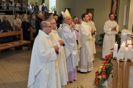Rybnik - abp Skworc w szpitalu w Światowy Dzień Chorego