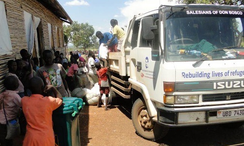 Transport żywności dla uchodźców z Sudanu Płd. 