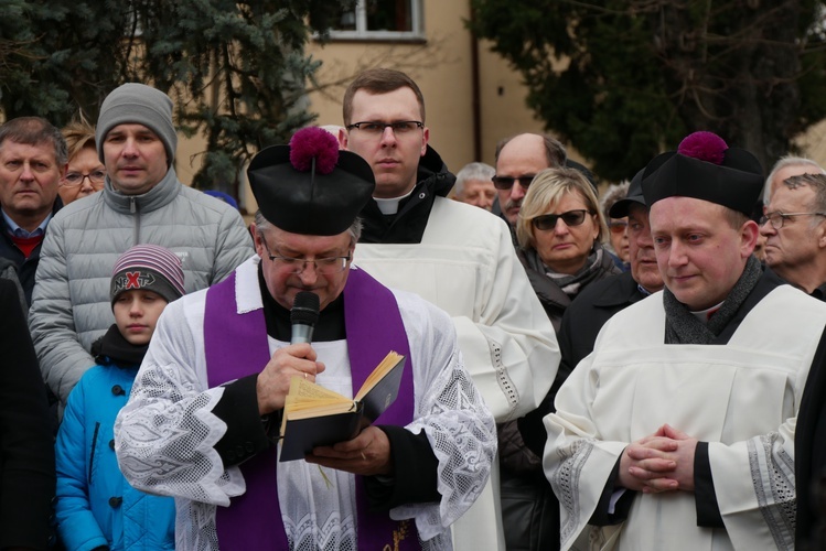 Pogrzeb śp. ks. kan. Franciszka Lisińskiego