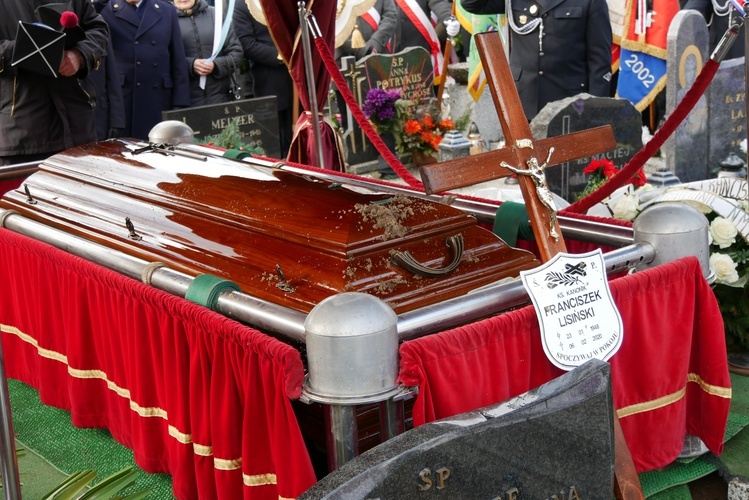 Pogrzeb śp. ks. kan. Franciszka Lisińskiego