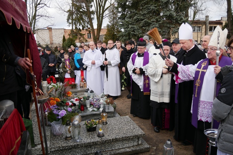 Pogrzeb śp. ks. kan. Franciszka Lisińskiego