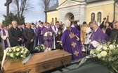 Ostatnie pożegnanie śp. ks. Marka Kuliga w Simoradzu