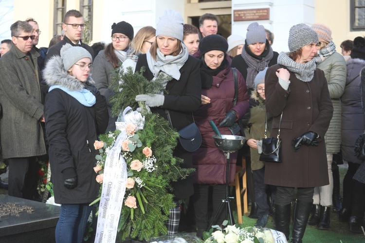 Ostatnie pożegnanie śp. ks. Marka Kuliga w Simoradzu