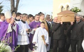 Ostatnie pożegnanie śp. ks. Marka Kuliga w Simoradzu